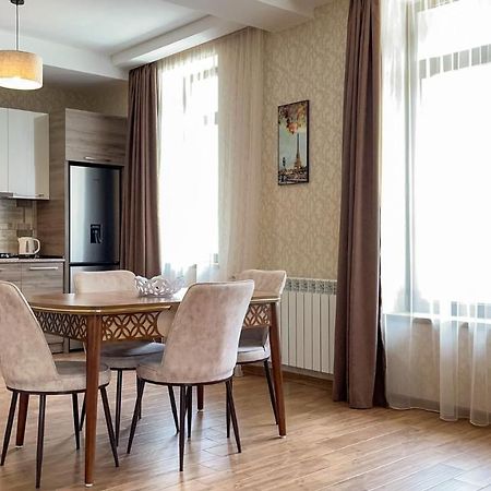 Dani Lux Apartment บาคูเรียนี ภายนอก รูปภาพ