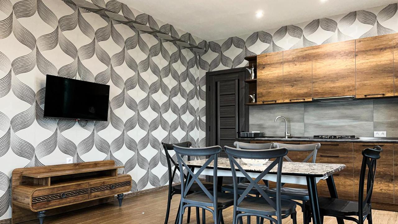 Dani Lux Apartment บาคูเรียนี ภายนอก รูปภาพ