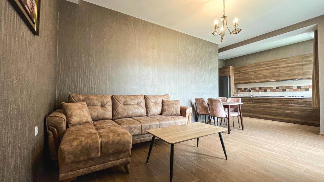 Dani Lux Apartment บาคูเรียนี ภายนอก รูปภาพ