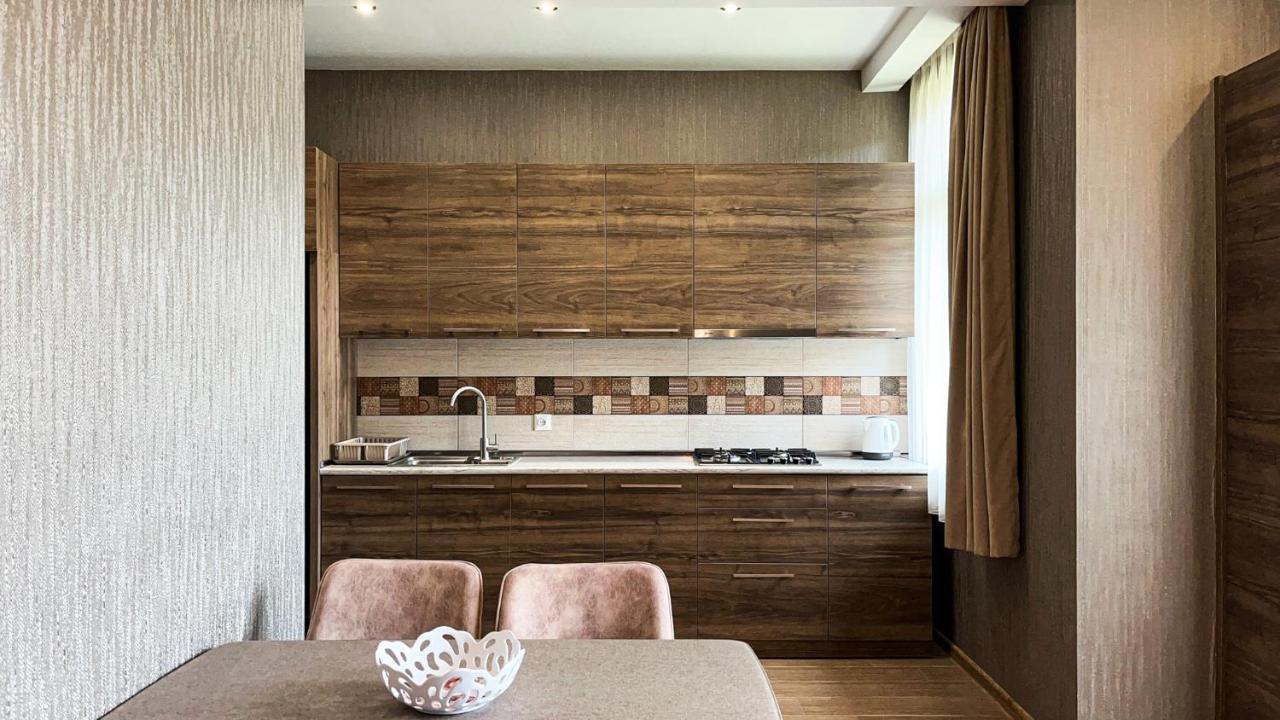 Dani Lux Apartment บาคูเรียนี ภายนอก รูปภาพ