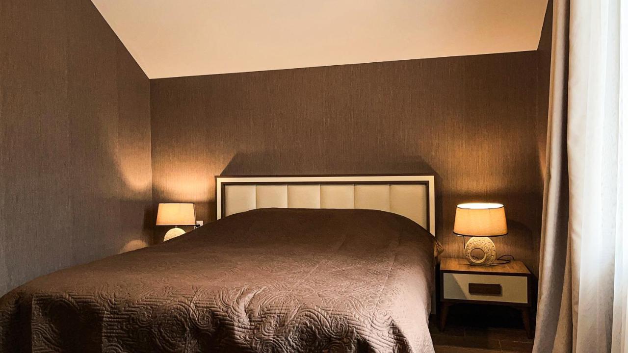Dani Lux Apartment บาคูเรียนี ภายนอก รูปภาพ