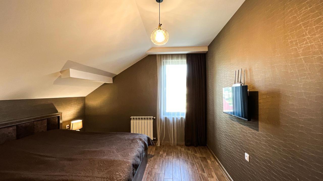 Dani Lux Apartment บาคูเรียนี ภายนอก รูปภาพ