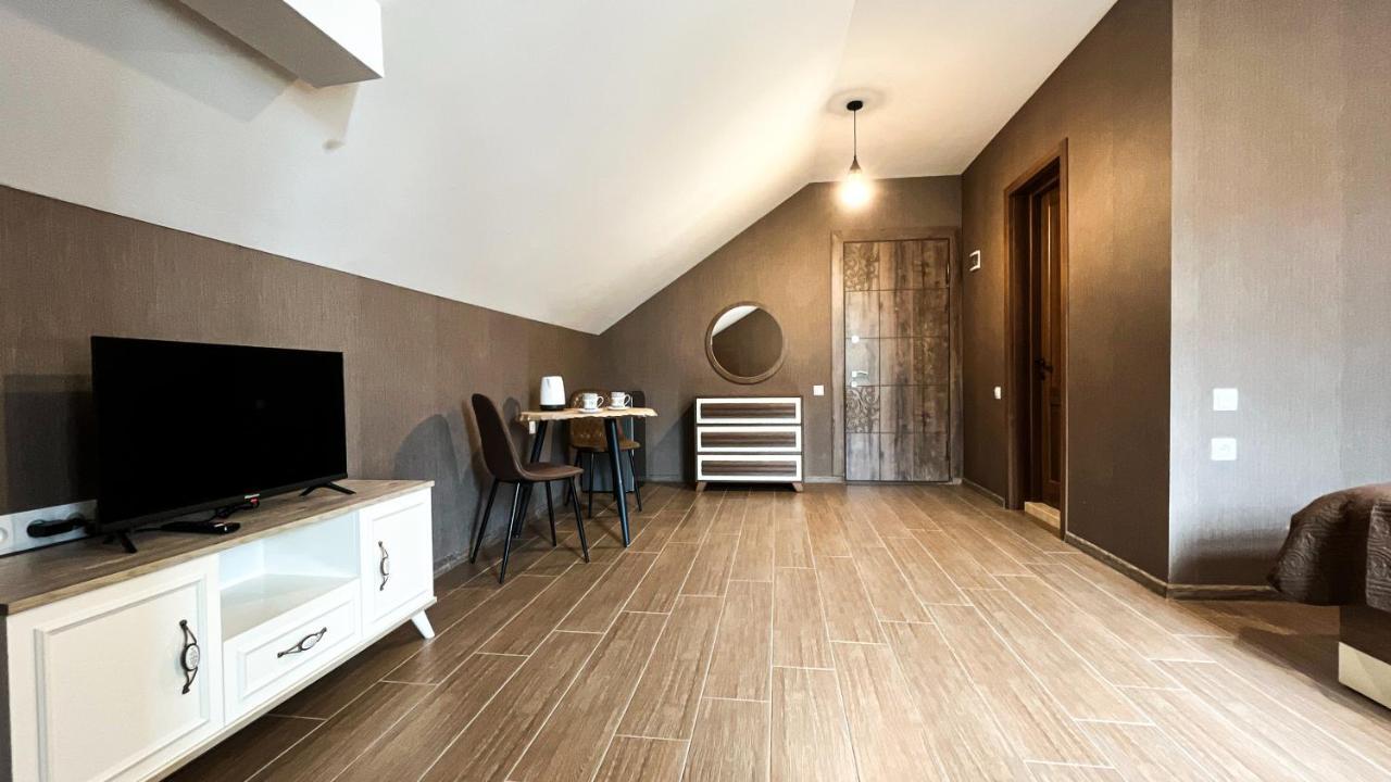 Dani Lux Apartment บาคูเรียนี ภายนอก รูปภาพ